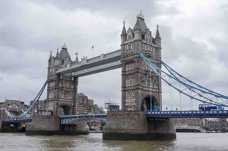 65 - Inglaterra - Londres - Tower Bridge